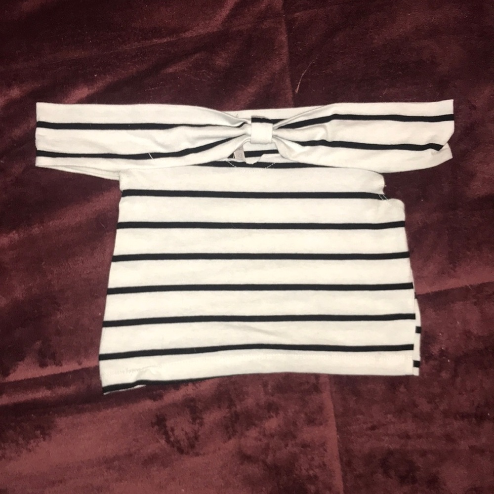 stripped crop top